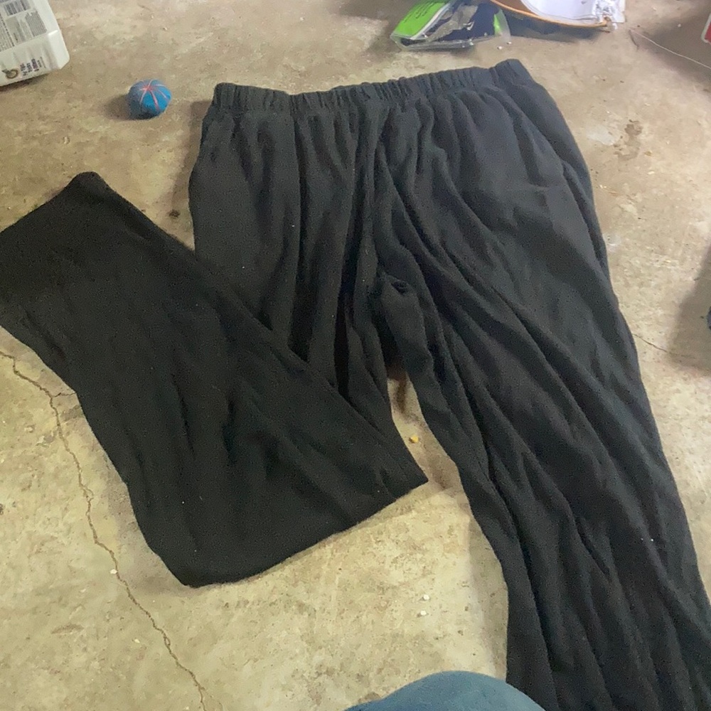 Black sweats givent to me but never worn